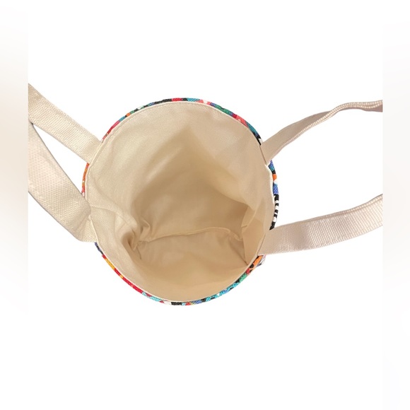 Unique small canvas bag. Multicolored. Approximate size is 7 1/2 H x 7 1/2” W - Picture 5 of 8